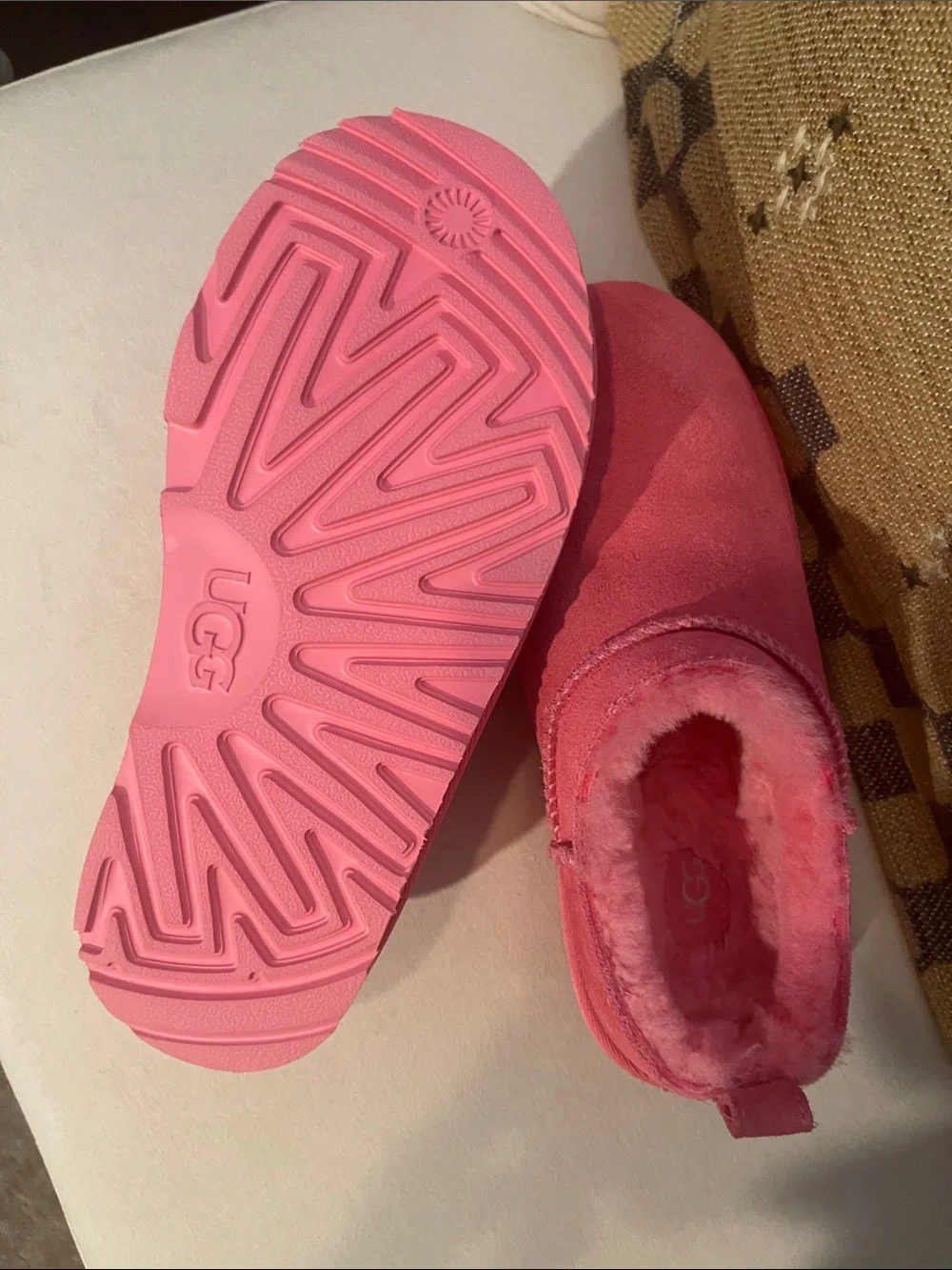 UGG soft pink
